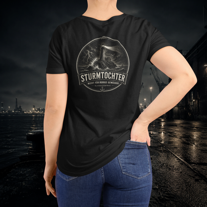 NICHT FÜR RUHIGE GEWÄSSER. Sturmtochter Club-Shirt